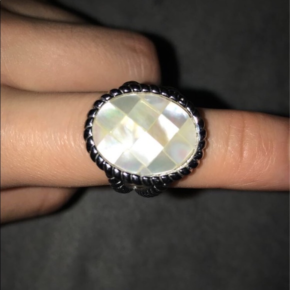 Cuban link chain, Figaro bracelet, signet ring, and middle finger ring - Picture 3 of 8